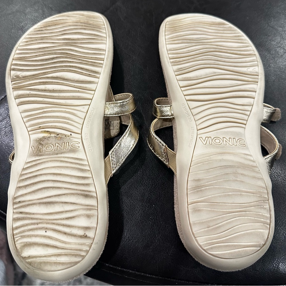 Vionic Sandals - image 4